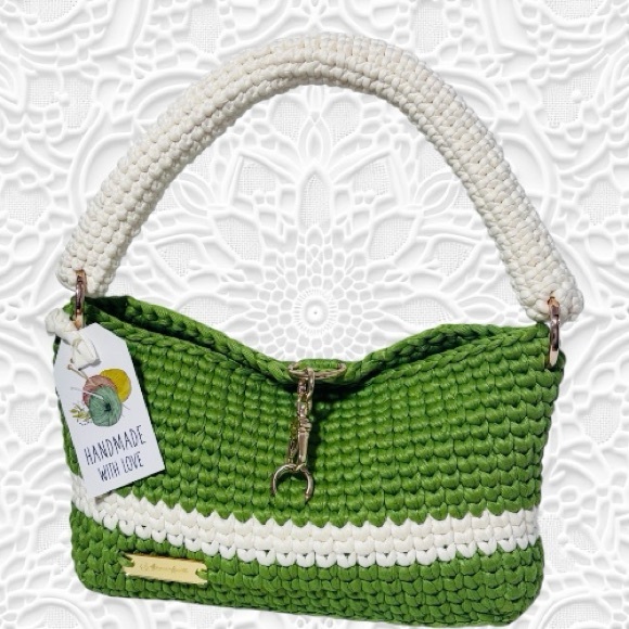 102-Stylish Handmade Green and Off-White Crochet Shoulder Bag - Picture 3 of 5